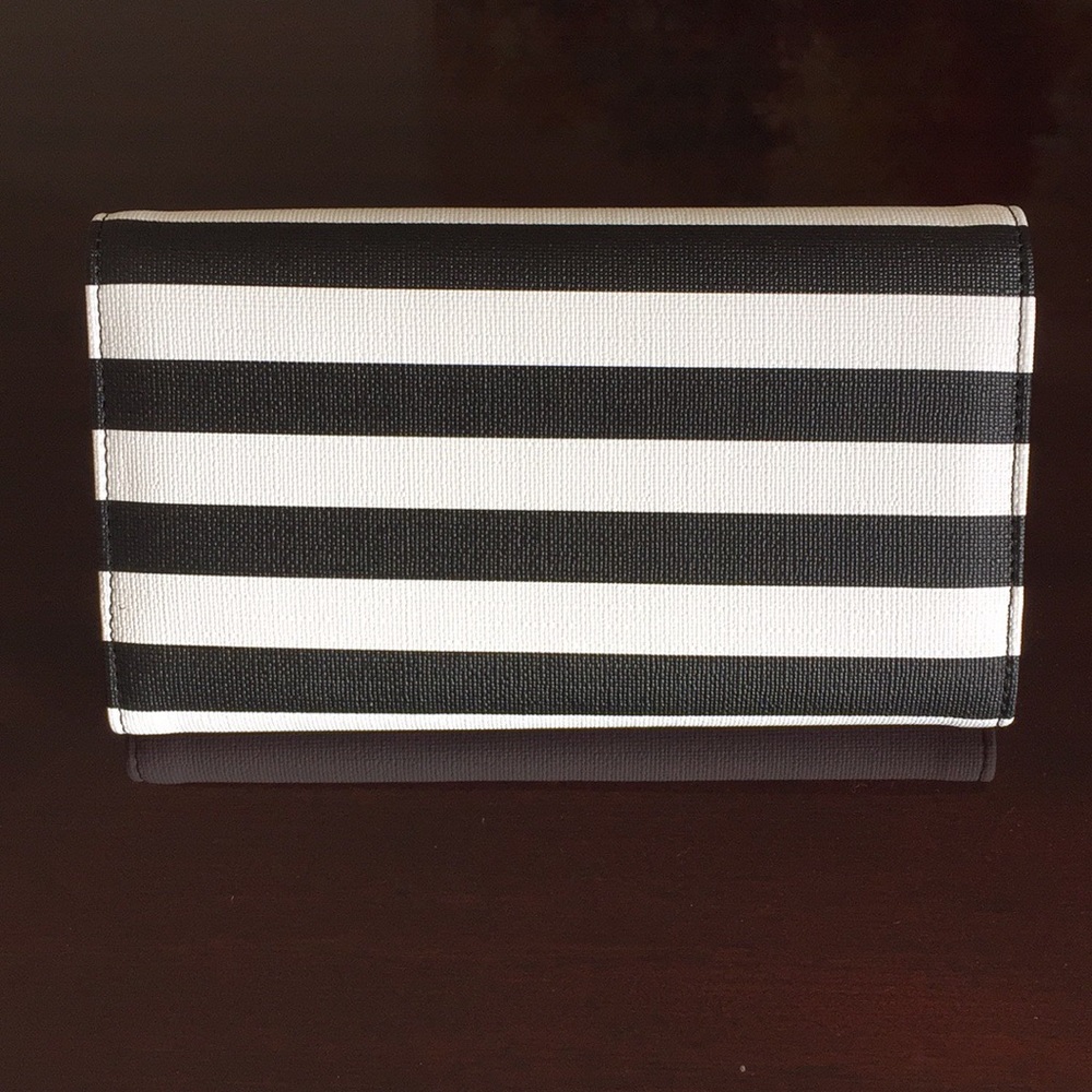 New KUT from Kloth Black and White Striped Wallet - Picture 4 of 4